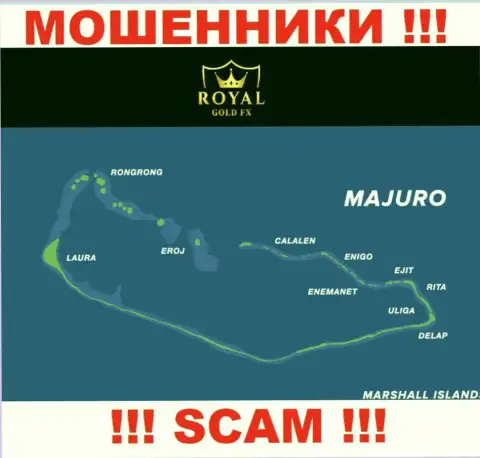 Советуем избегать сотрудничества с интернет-мошенниками RoyalGoldFX, Majuro, Marshall Islands - их офшорное место регистрации